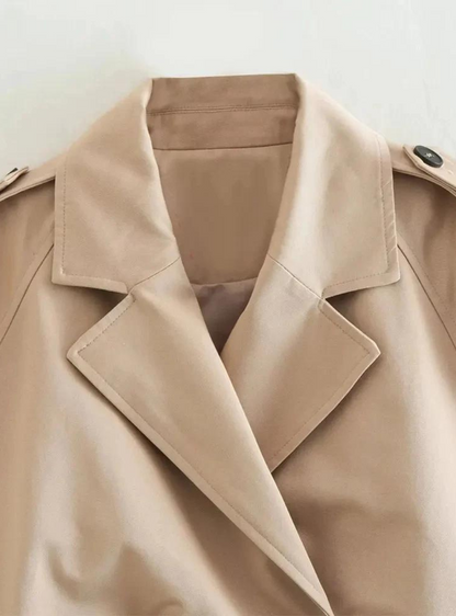 Short coat in beige